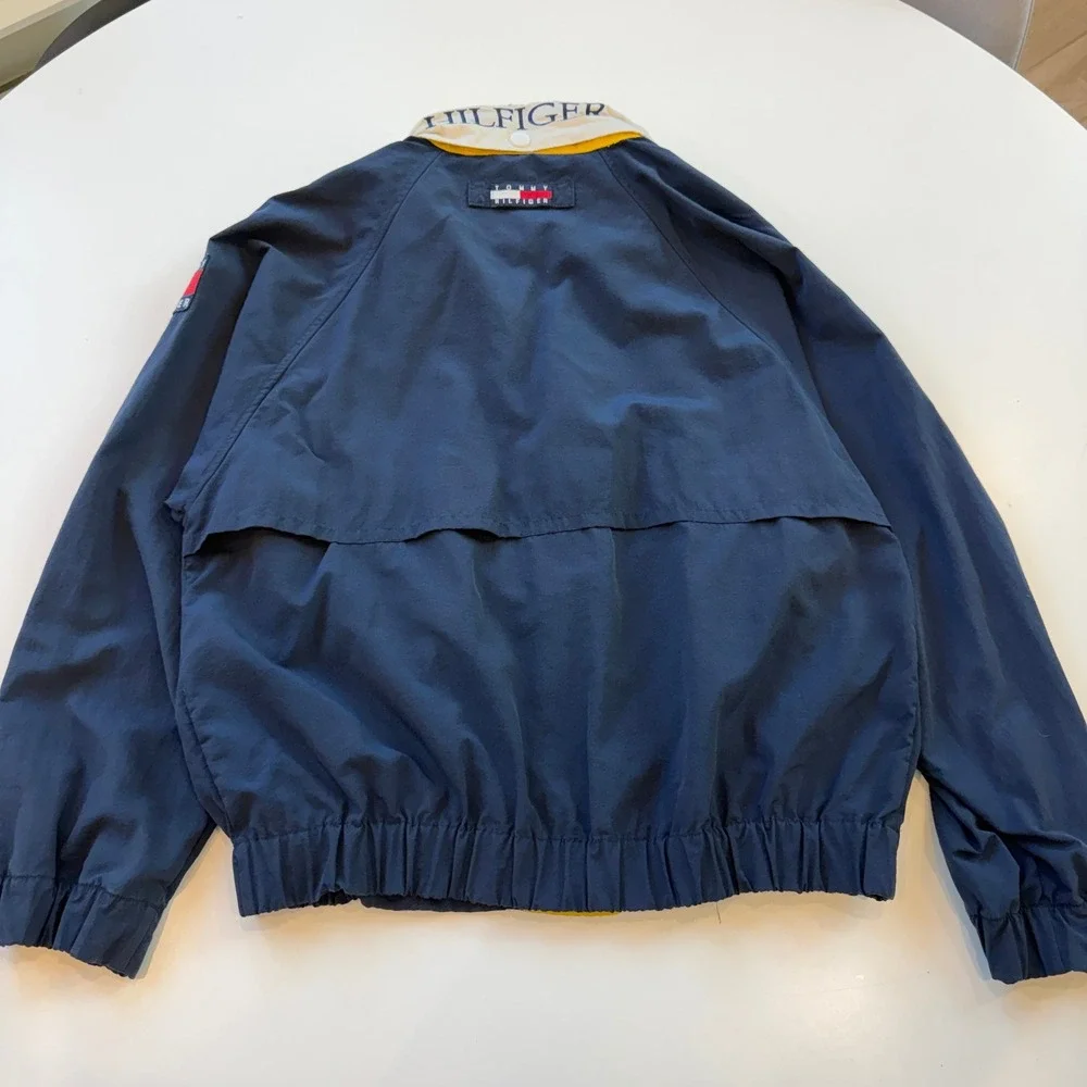 Tommy Hilfiger Vintage Navy Blue Yellow Nylon Windbreaker Jacket Mens Size M